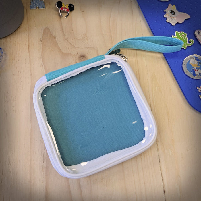 PinFolio Mini Show - Tiffy Blue / White