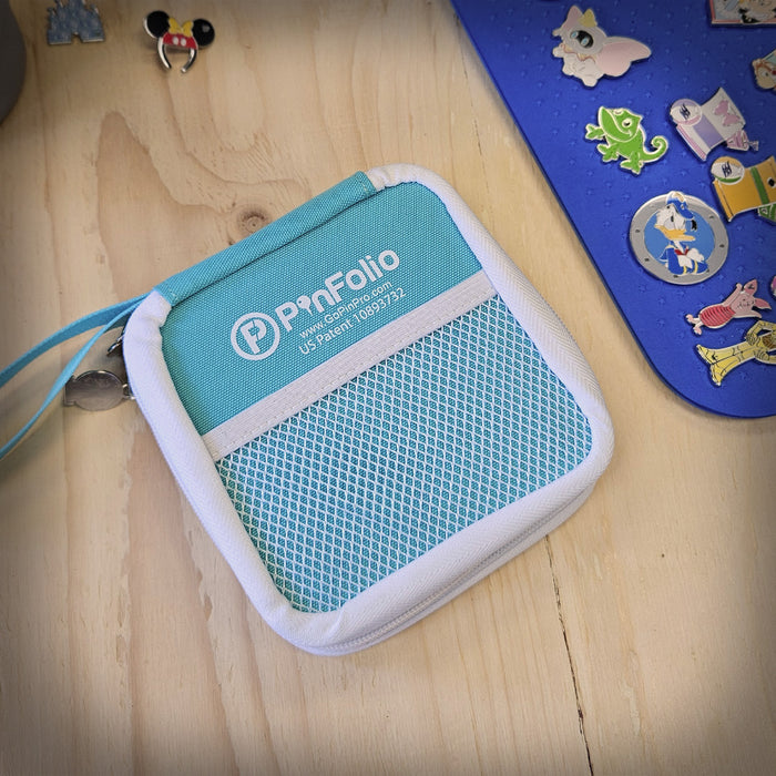PinFolio Mini Show - Tiffy Blue / White